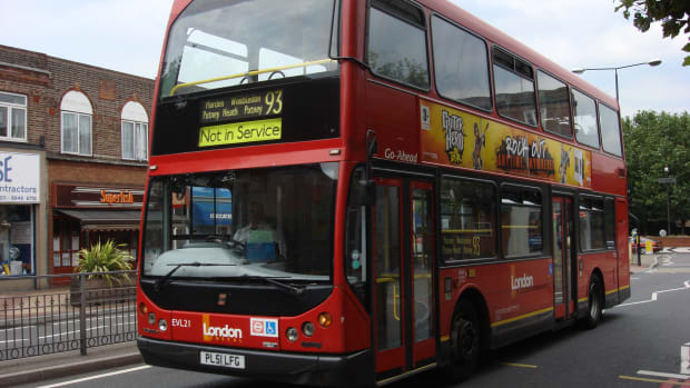 London_Bus_route_93