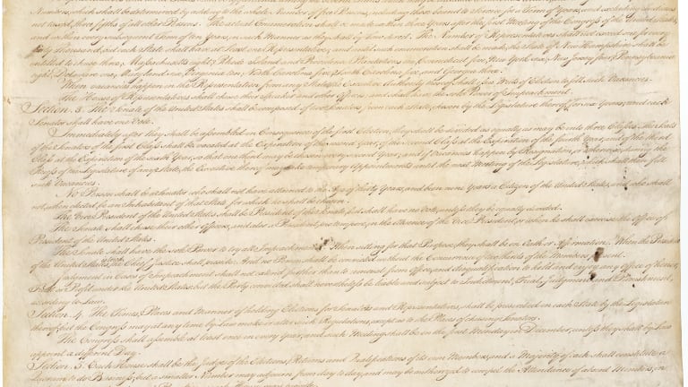 Crypto group crowdfunds over $40 million to buy the US Constitution