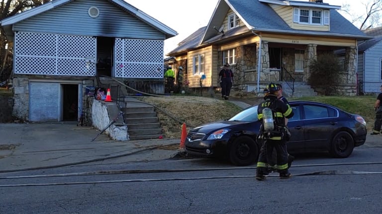 Structure Fire on Bellefontaine Avenue in Kansas City Displaces Five People 