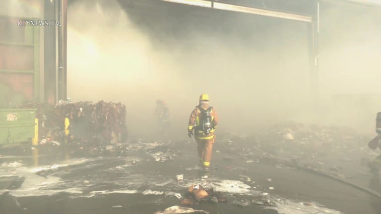 Heavy Smoke Challenges Firefighters at Glendale Recycling Center Fire