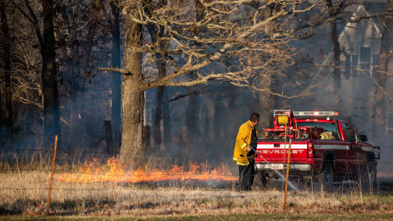 Small Grass/Brush Fire in Rural Newton County Mo
