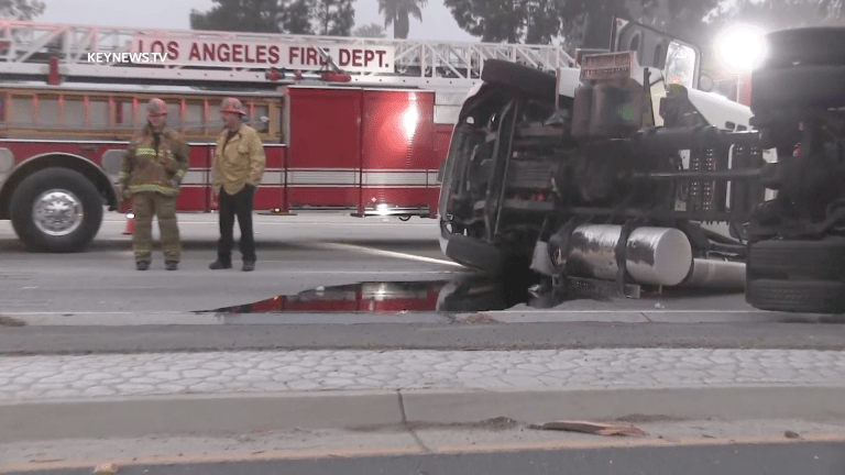 Video: Overturned Big Rig Spills Gallons of Oil in Freeway Collision