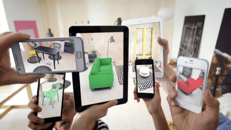 The Latest Trends and Applications of Augmented Reality Technology