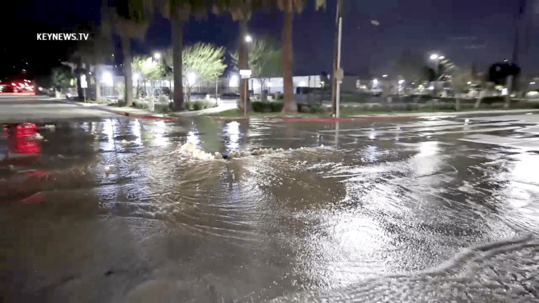 Water Main Break Sends Gallons of Water into a Glendale Intersection