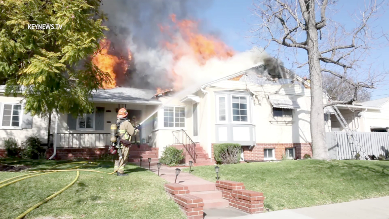 Burbank FD Battled Structure Fire with Intense Roof Flames 