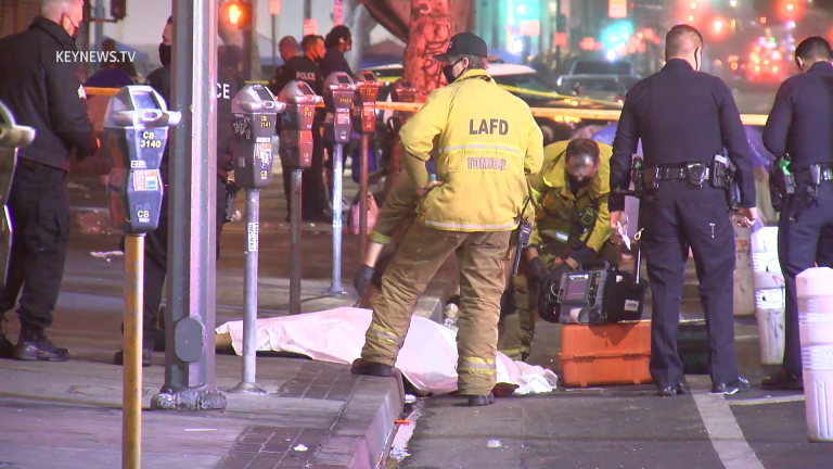 Man Fatally Shot in Downtown Los Angeles (Graphic)