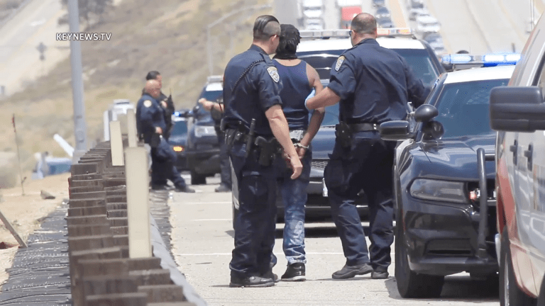 Man Dancing on Southbound 14 Freeway Lanes Taken into Custody