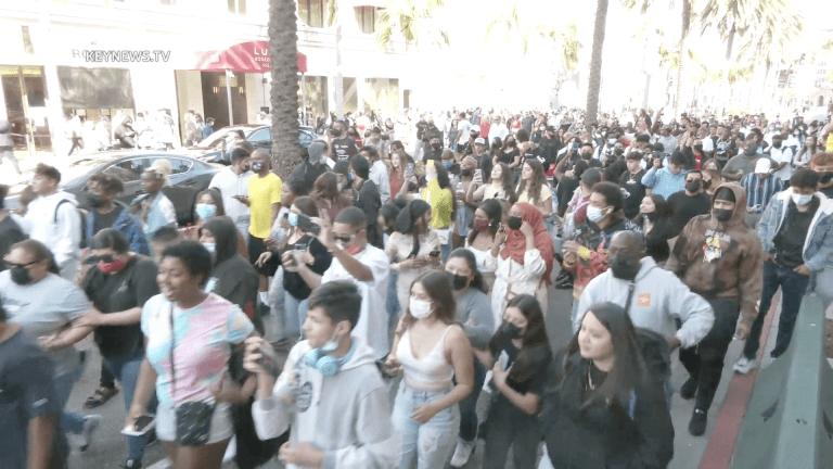 Beverly Hills Police Declare Unlawful Assembly on Crowd Gathered for Promoted Upcoming YouTube vs TikTok Boxing Event