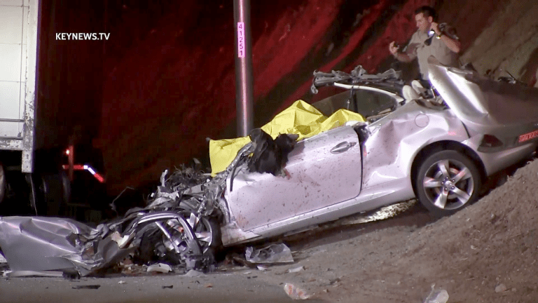 2 Decapitated in Crash with Big Rig Backside on I-5 Freeway