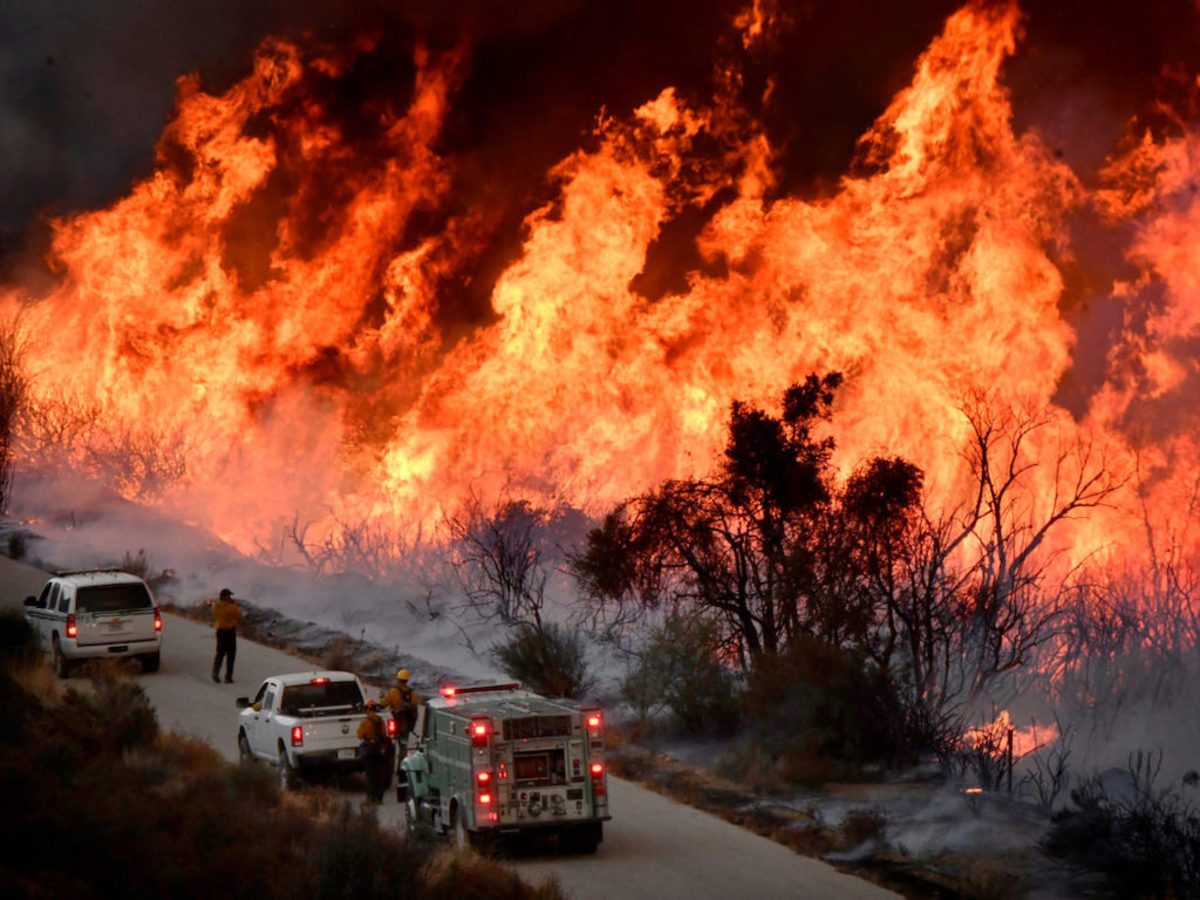 cali-wildfires-Gene-Blevins-REUTERS