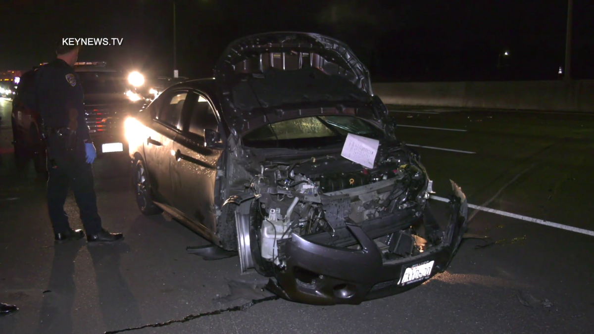 Semi-truck Slams Into Unoccupied Vehicle Blocking #2 Lane On I-880 